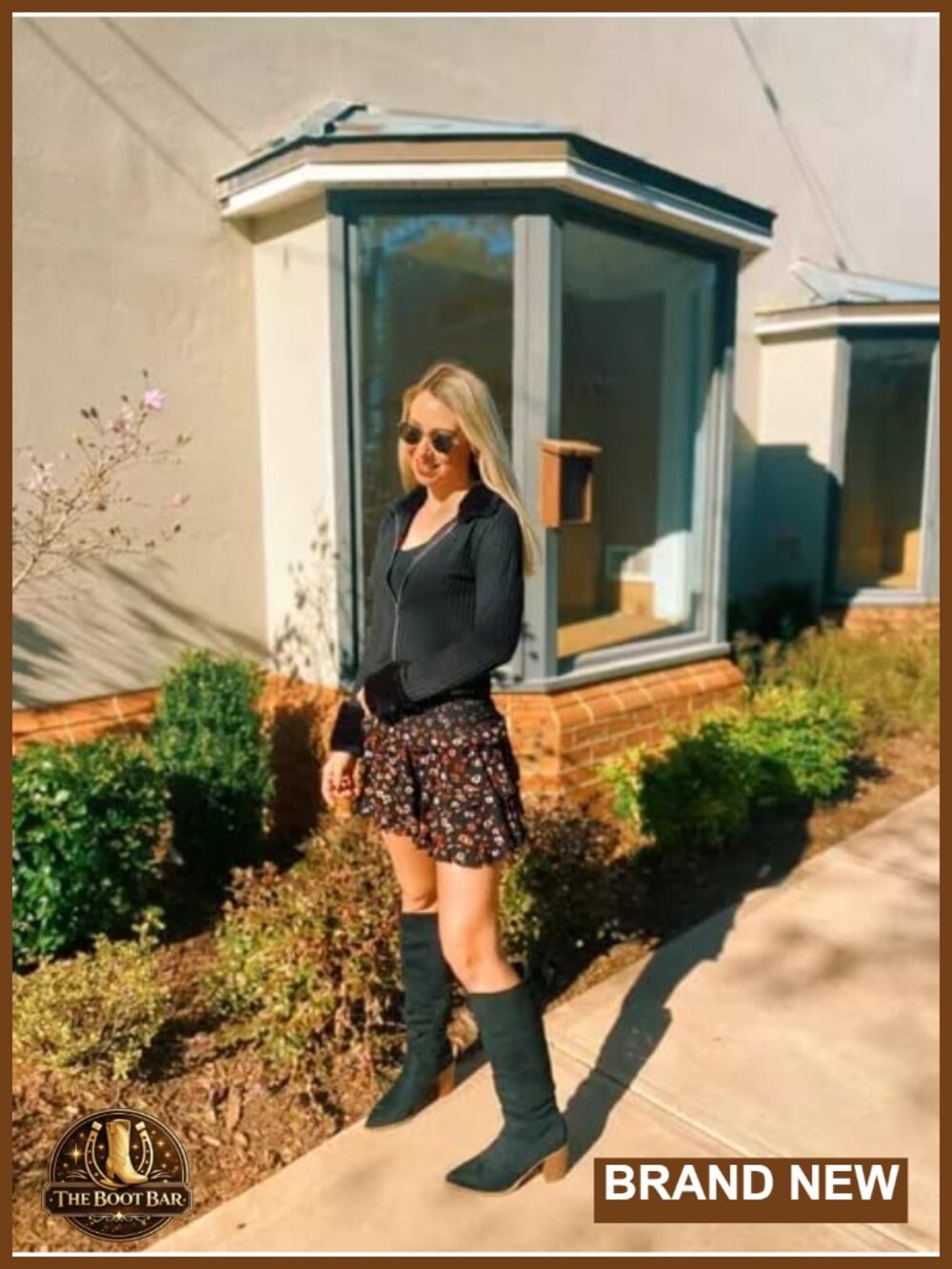 Women's Faux Suede Pointed Toe Mid Chunky Heel Knee High Boots with Side Zipper - Picture 5 of 6